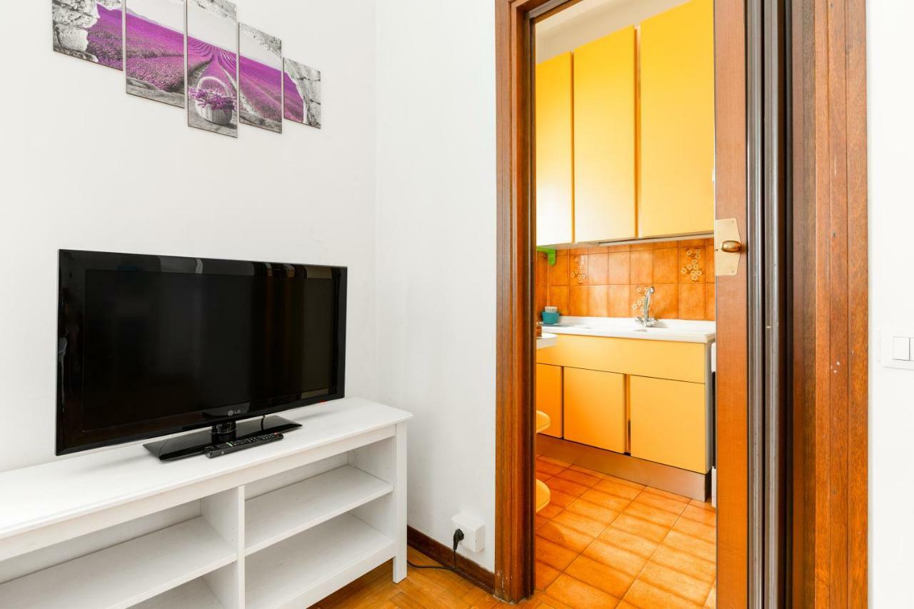 Bright Flat With Shared Garden Daire Milano Dış mekan fotoğraf