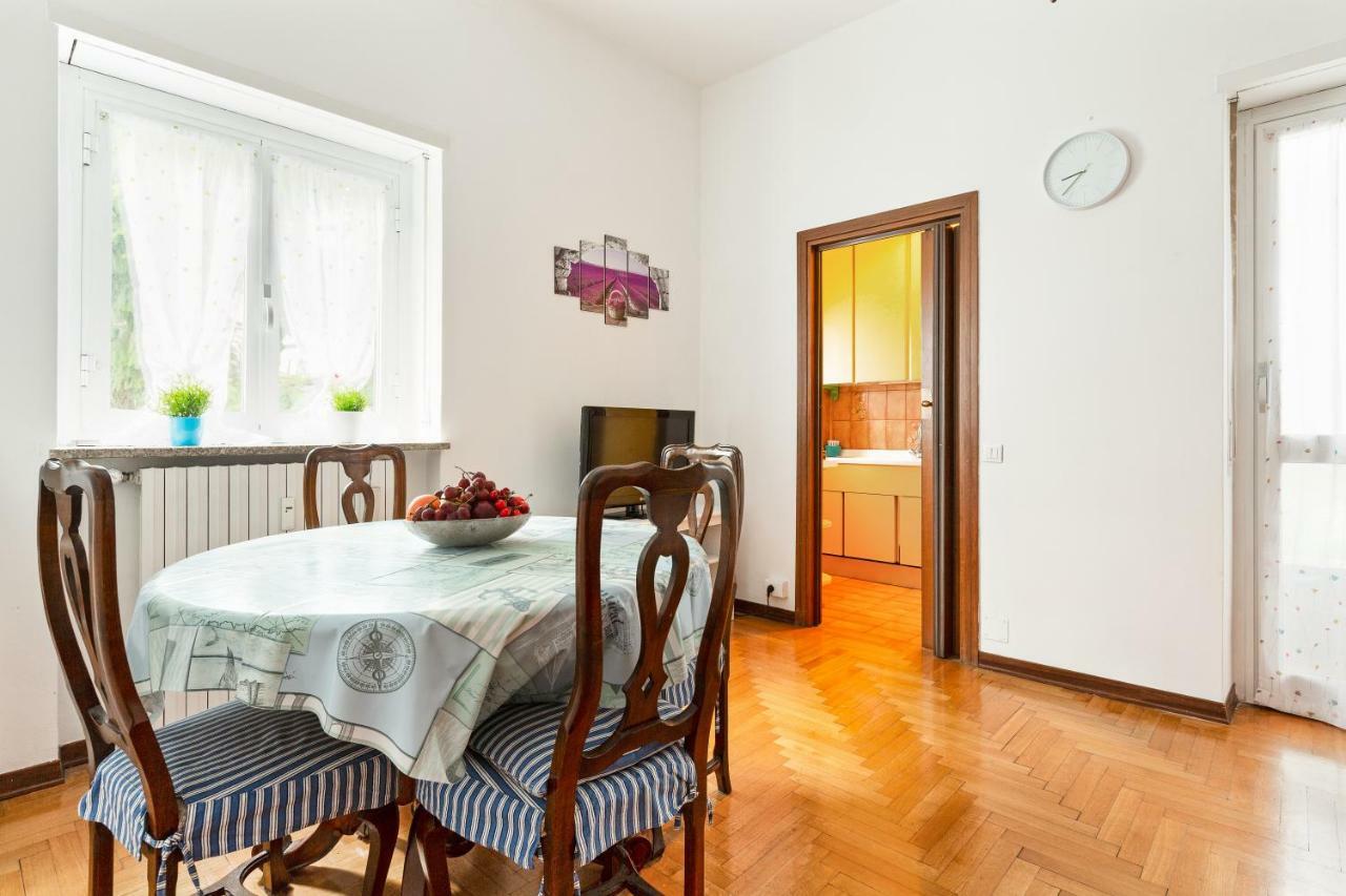 Bright Flat With Shared Garden Daire Milano Dış mekan fotoğraf